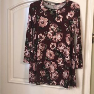Floral tunic top
